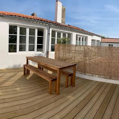Maison De Ville Avec Terrasse Saint-Denis-d'Oleron Exterior photo